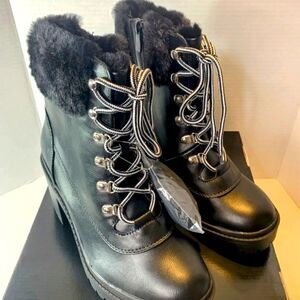 TORRID Extra wide black warm fur chunky winter Bootie (WW) 9.5 W NEW IN BOX